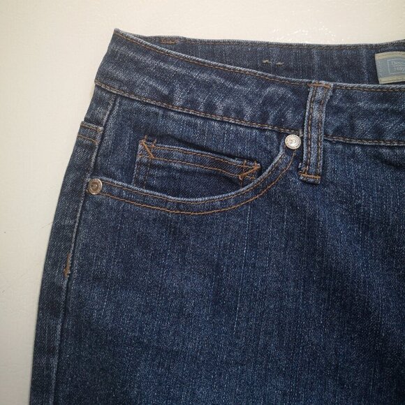 Denver Hayes Classic Fit Ladies Size 8/34 Medium Wash Slight Flare Blue Jeans - Picture 6 of 12